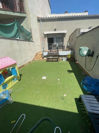 Casa pareada en venta en Font Pudenta – Can Sant Joan en Montcada i Reixac