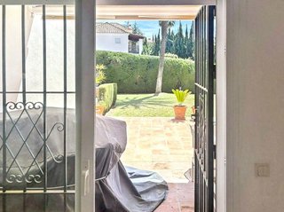 Piso en venta en Nueva Andalucía centro en Marbella