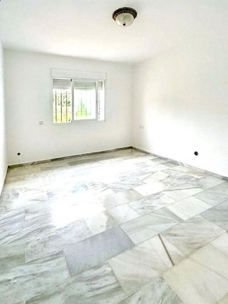 Piso en venta en Nueva Andalucía centro en Marbella