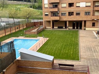 Piso en venta en Portillejo - Valdegastea en Logroño