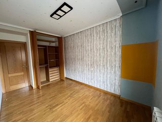 Piso en venta en Portillejo - Valdegastea en Logroño