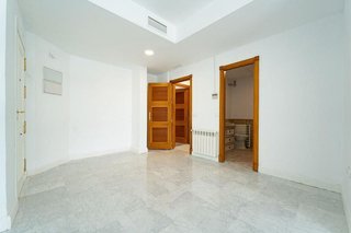 Piso en venta en Huerta del Pilar en Sevilla