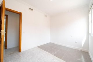 Piso en venta en Huerta del Pilar en Sevilla