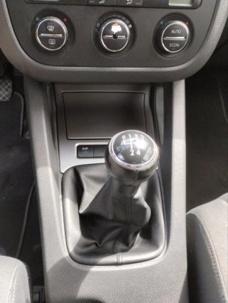 Volkswagen Golf 2004
