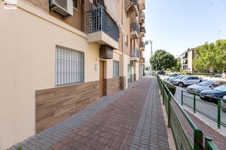 Piso en venta en San Francisco Javier en Granada