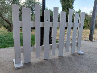 Vallas de madera blancas decorativas