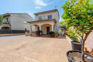 Chalet en venta en Segur de Calafell en Calafell