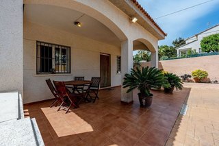 Chalet en venta en Segur de Calafell en Calafell