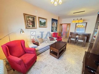 Casa adosada en venta en Valdepeñas