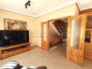 Casa adosada en venta en Petrer