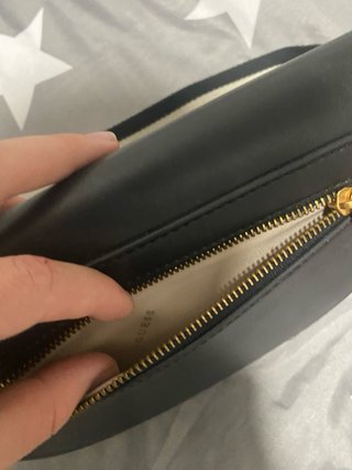Bolso Guess Original (2 VECES USADO)