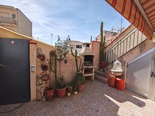 Casa adosada en venta en Ca n'Aurell en Terrassa