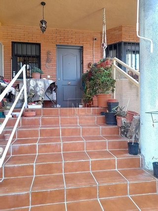 Casa adosada en venta en Los Robles en Seseña