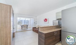 Piso en venta en Salatar en Roses