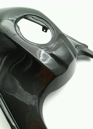TAPA DEPÓSITO EN CARBONO BMW R1200GS 2004-2007