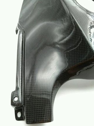 TAPA DEPÓSITO EN CARBONO BMW R1200GS 2004-2007