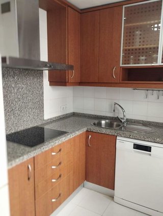 Piso en alquiler en Colores - Entreparques en Sevilla