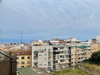 Piso en venta en El Guinardó en Barcelona