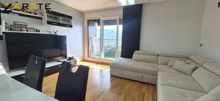 Piso en venta en San Pedro de Deusto-La Ribera en Bilbao
