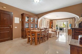 Piso en venta en Nueva Andalucía centro en Marbella