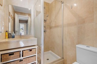 Piso en venta en Nueva Andalucía centro en Marbella