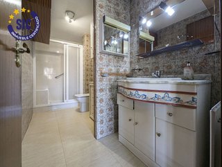 Piso en venta en En Corts en Valencia