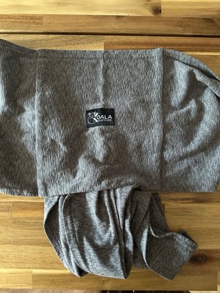 Fular portabebés Koala Babycare gris