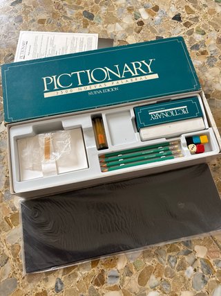 Puzzles y juegos de mesa varios