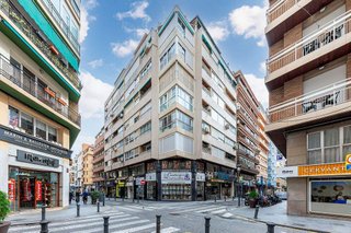 Piso en venta en Centro en Alicante