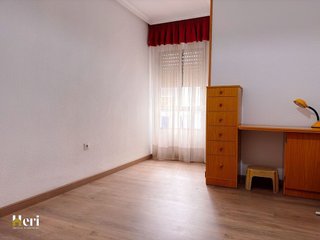 Piso en venta en Pla de Bon Repós en Alicante