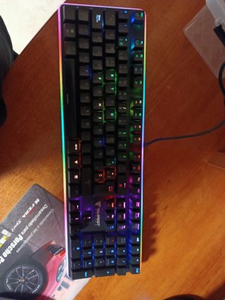 Teclado Gamer Mecánico Tempest Negro