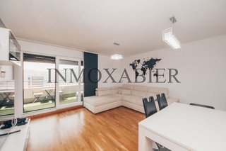 Piso en venta en San Pedro de Deusto-La Ribera en Bilbao