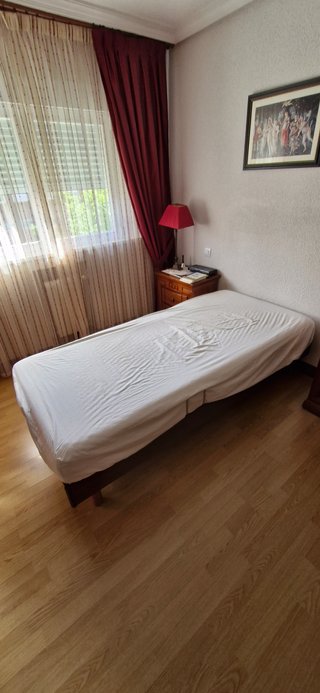 Cama articulada motorizada a estrenar