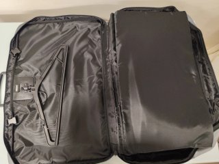 Maleta de viaje gris