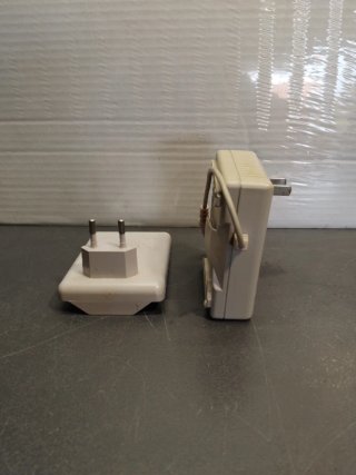 Nuby Power Pak para Game Boy