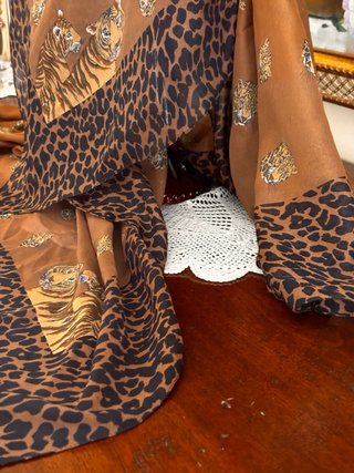 Gran foulard stampa leopardo e tigri