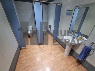 Local comercial en alquiler en La Dreta de l'Eixample en Barcelona