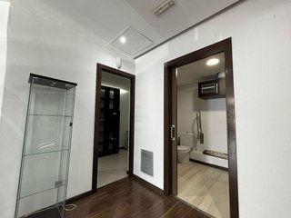 Local comercial en alquiler en Bellvitge en Hospitalet de Llobregat, L´