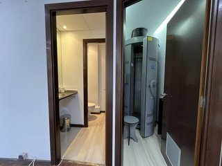 Local comercial en alquiler en Bellvitge en Hospitalet de Llobregat, L´
