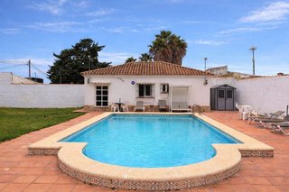 Chalet en venta en Pinar de los Franceses - Marquesado en Chiclana de la Frontera