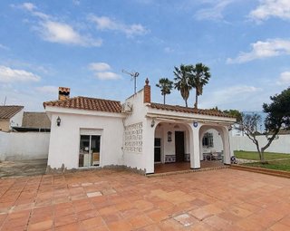 Chalet en venta en Pinar de los Franceses - Marquesado en Chiclana de la Frontera