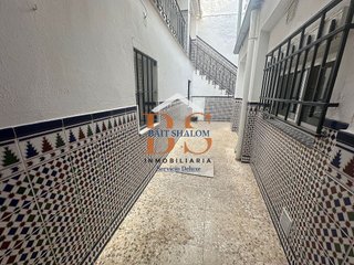 Casa adosada en venta en Casco Histórico en Antequera