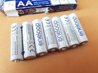 7 Batterie Ricaricabili Panasonic Eneloop AA