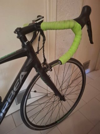 Bicicleta Orbea Avante Negra y Verde