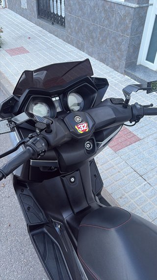 Yamaha Xmax 125