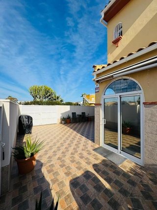Casa adosada en venta en Altos - La Florida en Orihuela