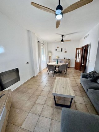 Chalet en venta en Umbrete