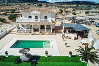 Casa en venta en Pinós