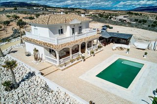 Casa en venta en Pinós