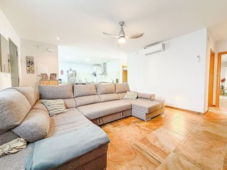 Casa adosada en venta en Elda